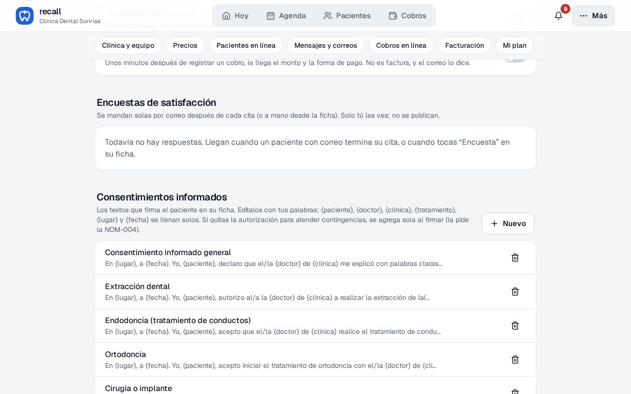 Sección Consentimientos informados en la Configuración de Recall con la lista de plantillas: Consentimiento informado general, Extracción dental, Endodoncia, Ortodoncia, Cirugía o implante, y el botón Nuevo