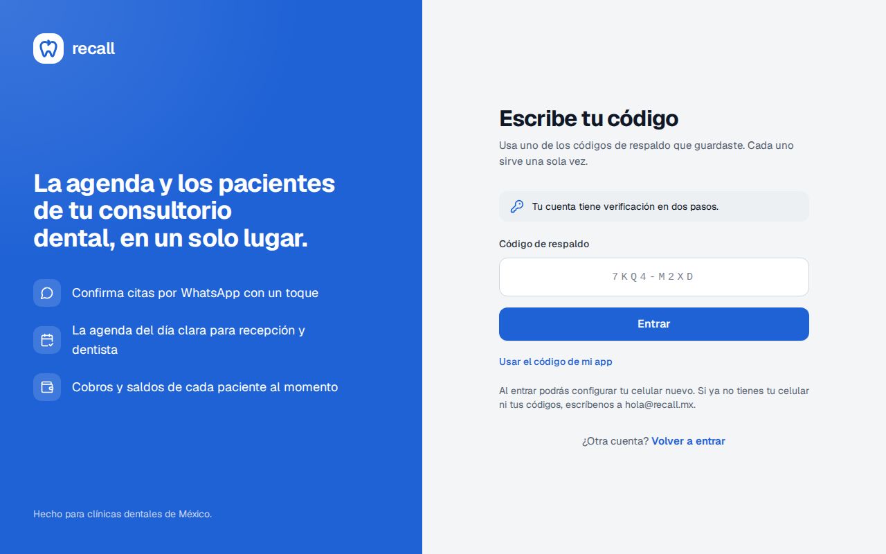 Pantalla Escribe tu código de Recall con el campo Código de respaldo y el aviso de que al entrar podrás configurar tu celular nuevo